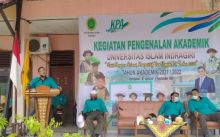 Pembina Yayasan Tasik Gemilang Dr H Indra Muclis Adnan dalam arahannya 