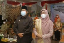 Alfedri Saksikan Rasidah Dilantik Sebagai Ketua Dekranasda Periode 2021-2026 (foto/lin)