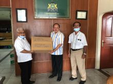 Penyerahan batuan secara simbolis