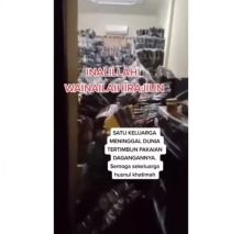 Timbunan baju yang menimpa korban