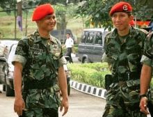 Potret Persahabatan Prabowo Dengan Suryo Prabowo yang Pernah Jadi Wagub Timor Timur Saat di Kopassus (foto/int)