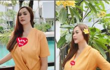 Pakai Baju Kuning Aura Kasih Foto Dibawah Pohon Kamboja, Netizen: Cantik Alami, Menggoda Iman (foto/int)
