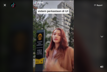 Tangkapan gambar parodi beda kasta di Universitas Indonesia. Sumber: Tik Tok/@ayucuk