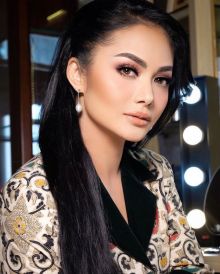 Krisdayanti [Instagram/@krisdayantilemos]