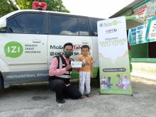 Peringati Maulid Nabi, IZI Riau dan Rohis Rumah Sakit Awal Bross Santuni Anak Yatim (foto/int)