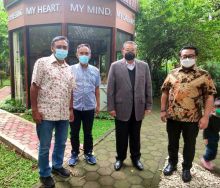 Susilo Bambang Yudhoyono dan Keluarga Partai Demokrat [Twitter/rachlandnashidik]