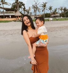 Vanessa Angel dan Gala Sky [Instagram/@vanessaangelofficial]