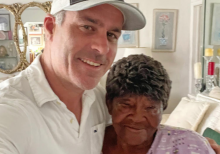 Moffitt dan Hankerson 