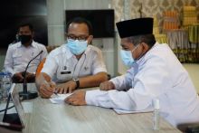Bupati Siak, Alfedri saat pimpin Rakor