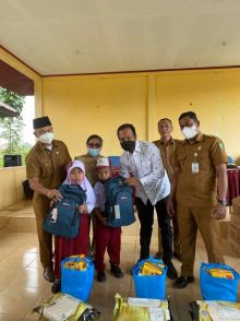Bantuan yang disalurkan Syahrial ST MSi Wakil Ketua DPRD Bengkalis