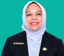 Hj Kholijah Kadisdik Bengkalis