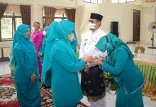 Saat pelantikan ketua PKK Kampung di Tualang