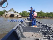 Pencarian korban speed boat tenggelam oleh Satpolair Polres Bengkalis