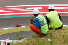 Warga Lombok [twitter/@MotoGP]