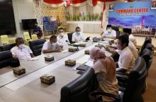 Rapat TPID yang diikuti Wabup Siak, Husni Merza