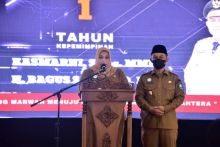 Bupati Kasmarni-Bagus Santoso