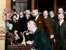 Alexander Graham Bell. Sumber: history.com