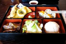 Makanan bento. Sumber: Internet