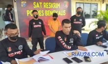 Kasatreskrim Polres Bengkalis saat gelar press rilis advokat gadungan