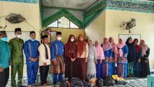 Penyaluran zakat profesi para guru dan TU SMPN2 Bengkalis