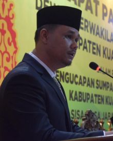 Ketua DPRD Kuantan Singingi, DR Adam