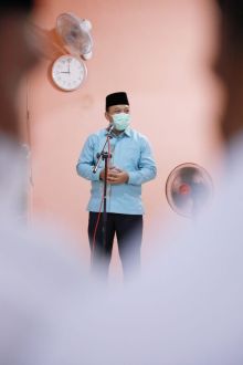 Wabup Siak, Husni Merza saat safari ramadhan
