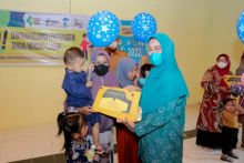 Saat penyerahan sertifikat IDL