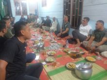 Dandim Bengkalis saat ngopi bareng bersama tokoh pemuda dan masyarakat