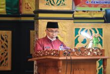 Kepala BKPSDM Baharudin