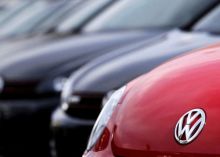 Foto : Mobil Volkswagen terlihat di dealer VW di wilayah Queens, New York, pada 21 September 2015