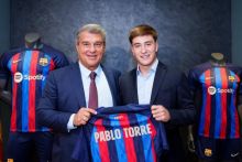 Potret Barcelona Resmi rekrut Fablo Torre/besoccer