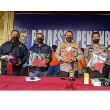 Press release oleh Polresta Pekanbaru terkait aksi brutal kelompok geng motor. 