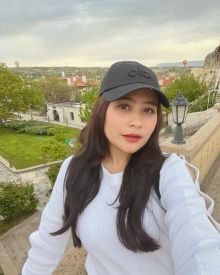 Prilly Latuconsina(instagram/@prillylatuconsina96)