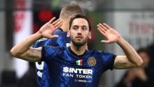 Potret Calhanoglu dalam salah satu pertandingan nya bersama Inter Milan/bola.net
