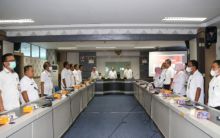 Sekda Bengkalis saat memimpin rapat PMPRB