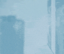 Sebuah alat penyiram mengairi ladang jagung untuk mengurangi dampak kekeringan yang disebabkan oleh suhu tinggi, di desa Xiliangshi di kabupaten Boai di Jiaozuo, provinsi Henan, Cina pada 20 Juni 2022.