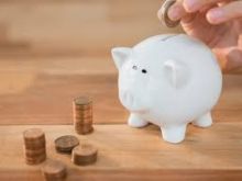 Setiap orang dituntut untuk berpikir agar di masa tua tidak menjadi beban anak dan tak terlilit hutang