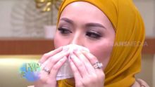 Nathalia menangis saat menjadi bintang tamu FYP