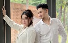 Dewi Persik dan pasangannya