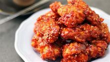 Potret Ayam Dakgangjeong Pedas Manis Ala Korea/stringfixer.com