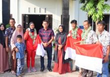 Sofyan saat menyambut kepulangan dua atlet Bengkalis