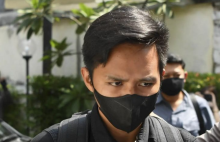 Orang tua Bharada Richard Eliezer Pudihang Lumiu alias Bharada E, mengirim surat terbuka kepada Presiden, Kapolri dan Menko Polhukam terkait kasus penembakan Brigadir J /ANTARA