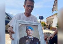 Samuel Hutabarat, merupakan ayah dari Nofriansyah Yoshua Hutabarat atau Brigadir J, dibuat bingung oleh pengakuan Ferdy Sambo yang berubah-ubah /Disway