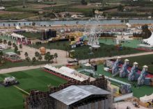 Satu Orang Tewas dan Puluhan Lainnya Terluka Saat Angin Kencang Menyebabkan Runtuhnya Panggung di Festival Spanyol