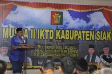 Bupati Siak Alfedri dalam sambutannya