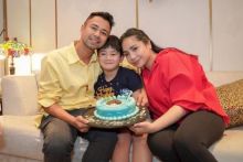 Kebersamaan keluarga Rafi saat ulang tahun Rafathar