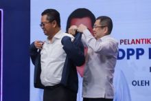 Hary Tanoesoedibjo Sambut Kedatangan Mahyudin Usai Tinggalkan Golkar. Sumber: Sindonews.com