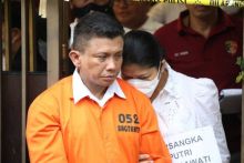 Potret Mesra Ferdy Sambo dan Putri Candrawathi Saat Rekonstruksi Ulang Terjadi (Kumparan)