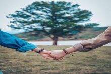 Setelah Enam Tahun, Wanita Cantik Ini Baru Mengetahui Jika Ia Berpacaran Dengan ....