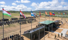 Rusia dan China lakukan latihan militer besar-besaran di tengah ketegangan dengan AS /Reuters